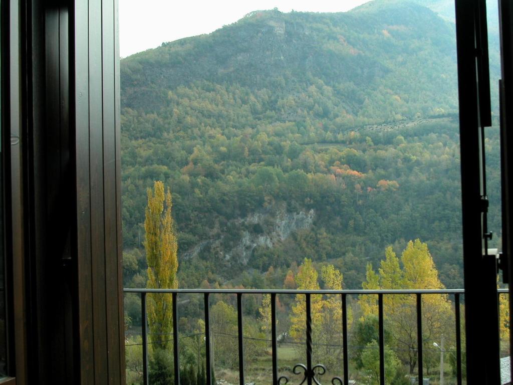 Apartamentos Estop Sahun Εξωτερικό φωτογραφία